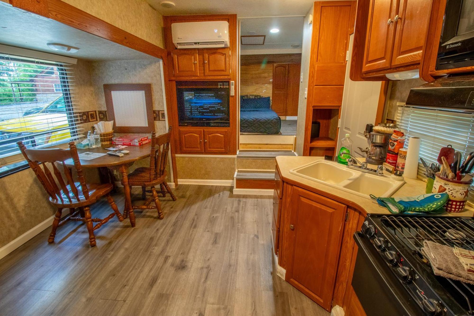 Kozy Haven Log Cabin Rentals Columbia Extérieur photo